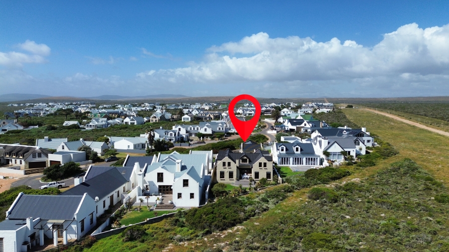 4 Bedroom Property for Sale in Grotto Bay Western Cape